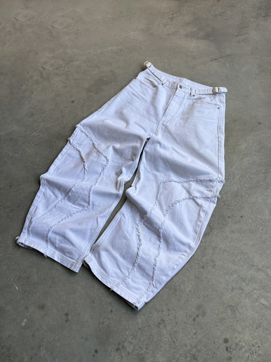 DIVINE GARDEN - BAGGY BALLOON